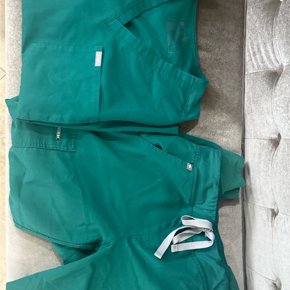 Figs Hunter Green Scrubs